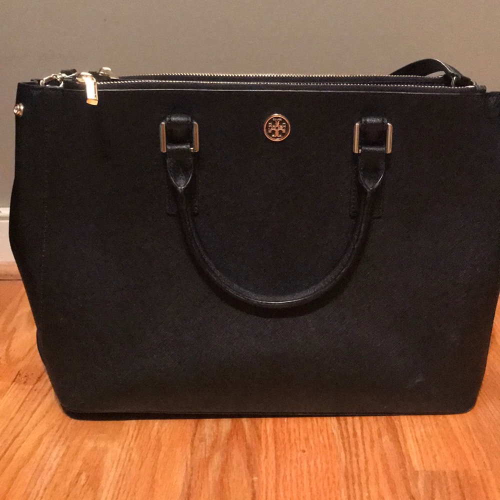 Tory Burch Large Black Robinson Tote